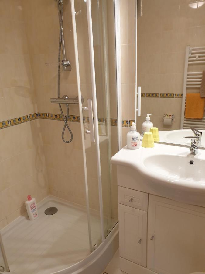 Chambres D'Hotes Kerioret Izella Kerlaz Dış mekan fotoğraf